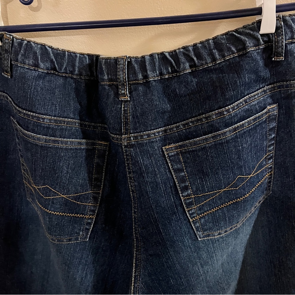 Pennington’s Jeans - Picture 4 of 5